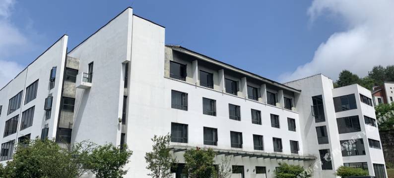 黄山新安山庄园林酒店(屯溪老街店)图片