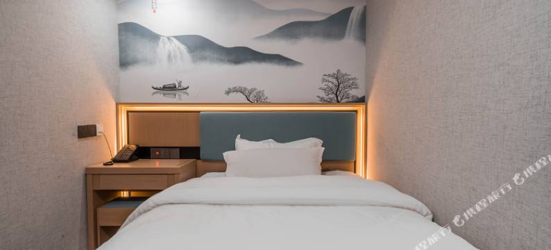 上海福乐精选酒店(虹桥机场淞虹路地铁站店)图片