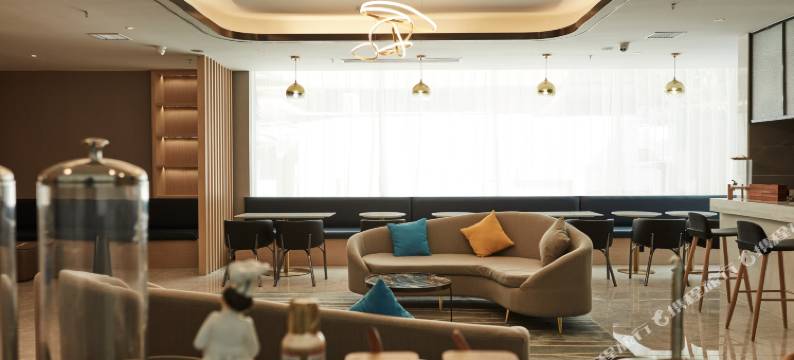 武汉碧朗·家酒店(金融港北地铁站店)图片