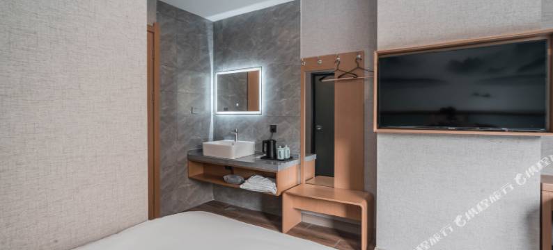 上海福乐精选酒店(虹桥机场淞虹路地铁站店)图片