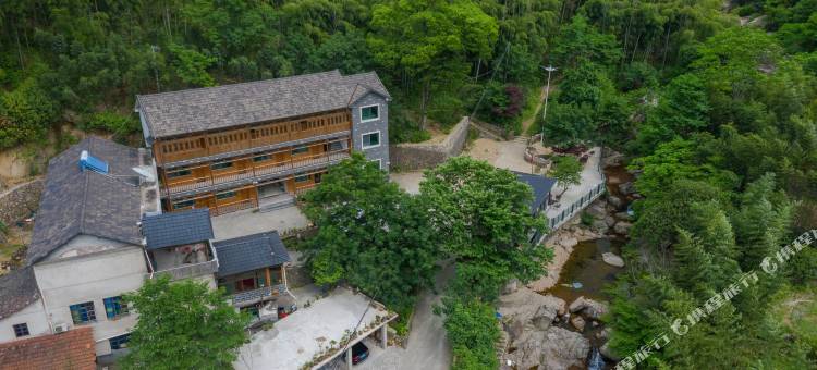 童云峰客栈(深王线分店)图片