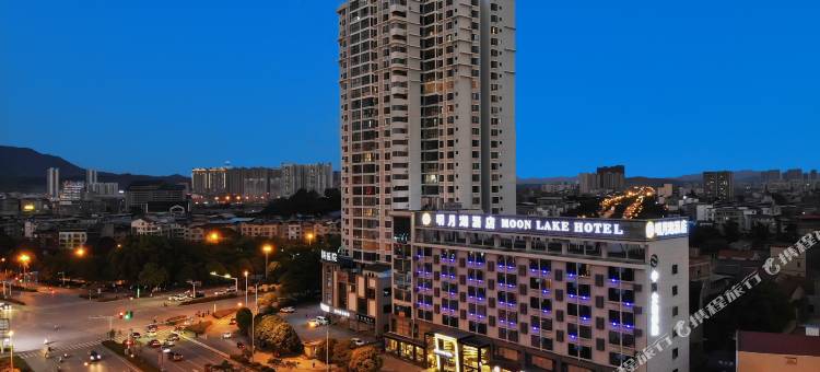 明月湖酒店(百色高铁站百色市中级人民法院店)图片