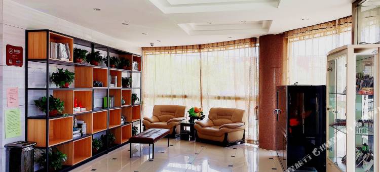 华驿精选酒店(沧州火车站第三中学店)图片