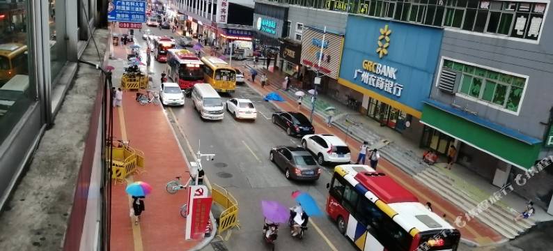 广州利兴宾馆(广东药科大学附属第三医院百信广场店)图片