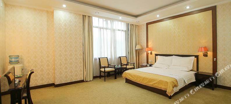 罗平佳成大酒店图片