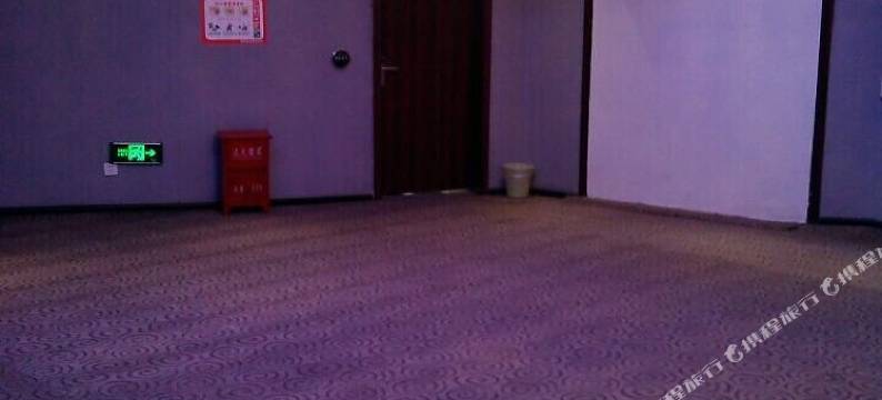 龙里笨笨时尚酒店图片