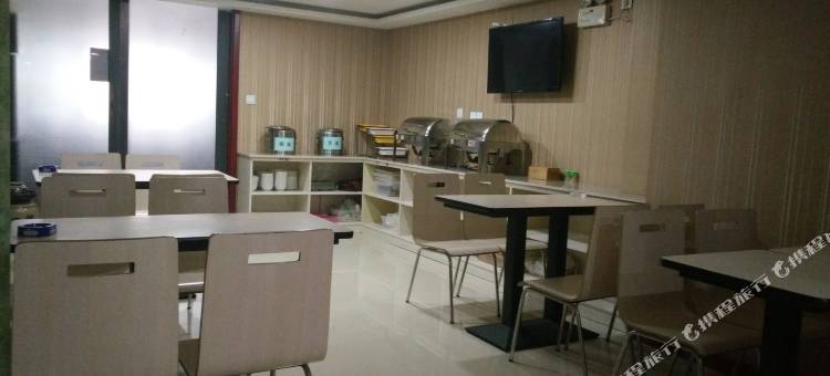 鸿瑞商务酒店(西安城市运动公园北客站店)图片