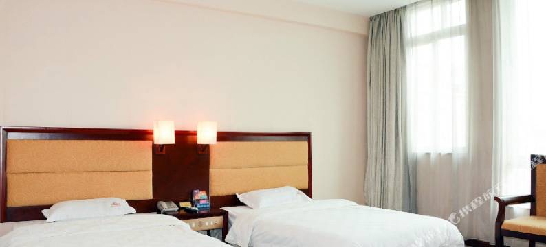 佛山依仕顿连锁酒店(罗村店)图片