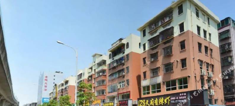 华尚电影酒店(龙华地铁站店)图片