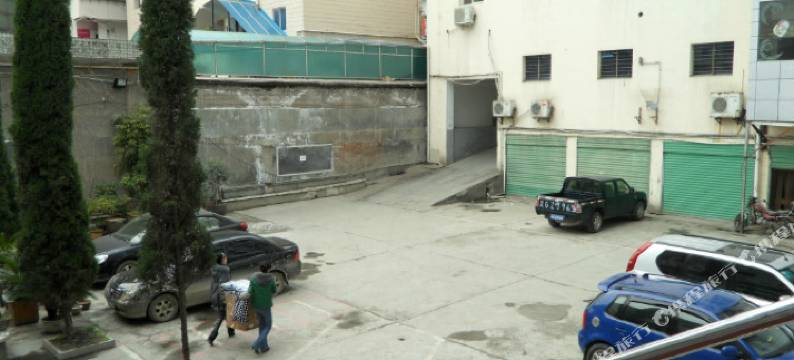 新华商务酒店(紫阳广场店)图片