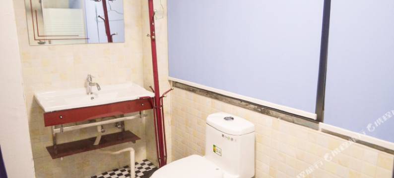 OYO金华紫红宾馆图片