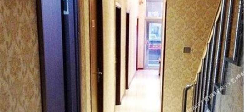 金色时尚宾馆(白城三二一医院店)图片