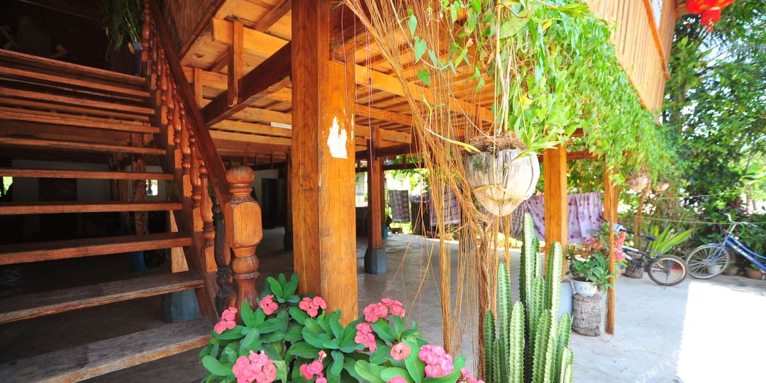 西双版纳橄榄坝傣族园岩庄傣家乐