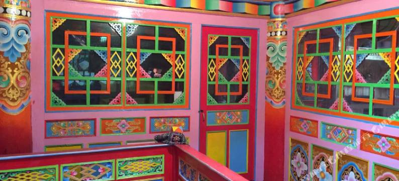 道孚背包客之家图片