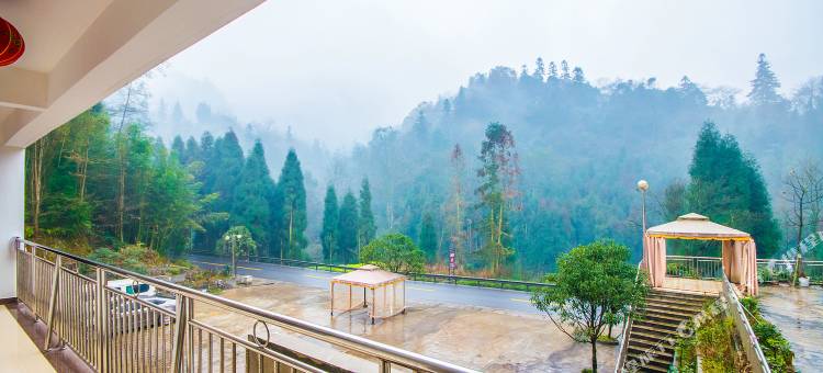 峨眉山峨溪秋月山庄图片