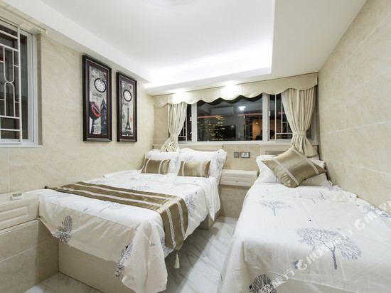 香港天一酒店(尖沙咀地铁站店近B1口20米)