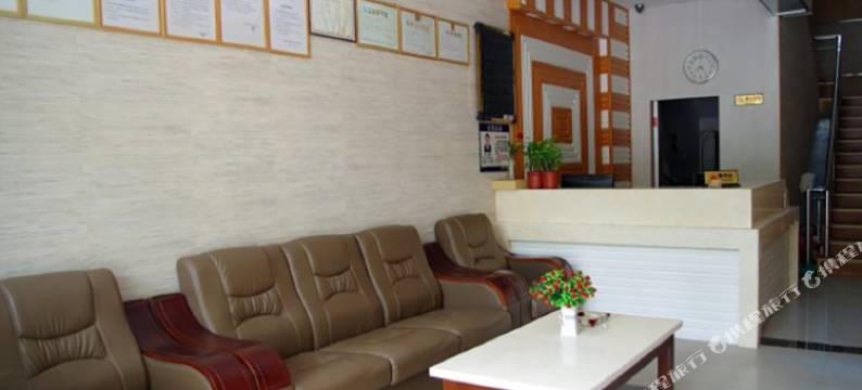 久盛酒店(郑州东站西周地铁站店)图片