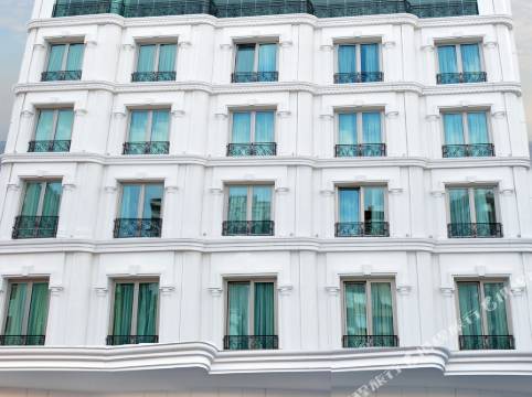 考爾陶爾大米拉酒店