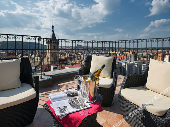 布拉格公寓酒店