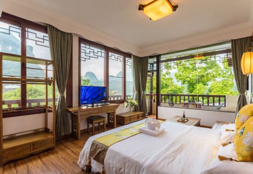 Riverview Hotel Hotel Overview