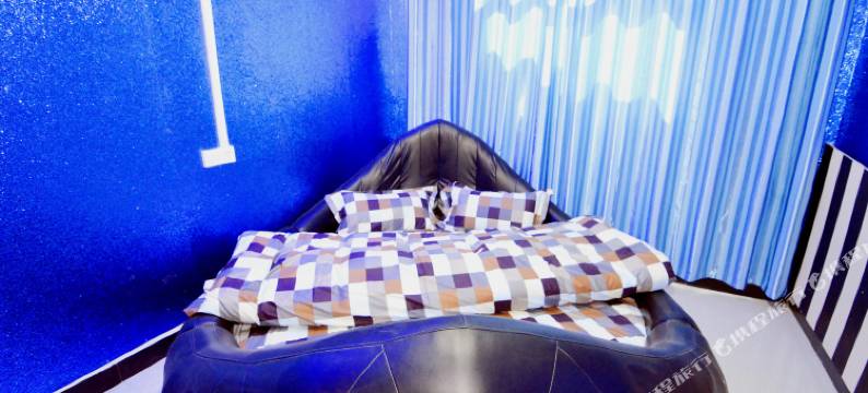 童话主题酒店(西安何家营店)图片