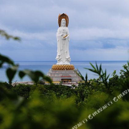 三亚+南山海上观音+西岛+天涯海角+椰梦长廊+大小洞天+亚龙湾+猴岛公园6日5晚私家团