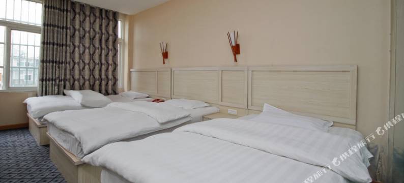 金寨鸿鑫商务宾馆图片