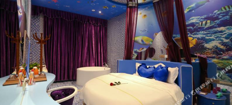 华尚电影酒店(龙华地铁站店)图片