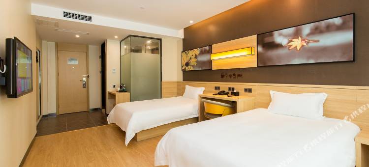 IU酒店(长沙五一大道火车站地铁站店)图片