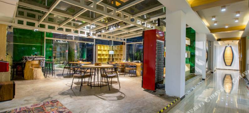 泸沽湖匠心湖畔酒店图片