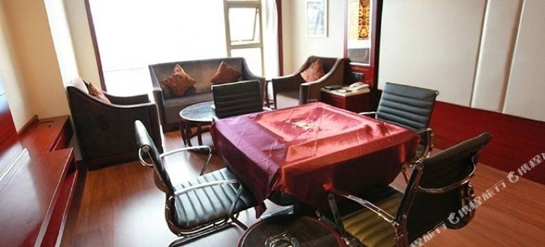 武汉藏龙大道高铁凯瑞国际酒店图片