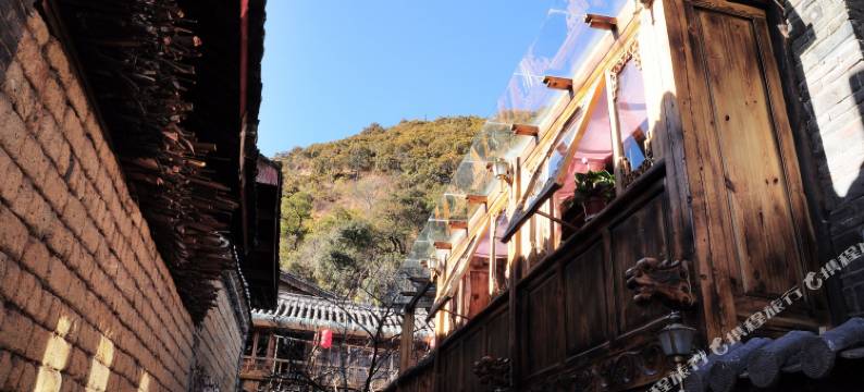丽江凤衔吉客栈图片