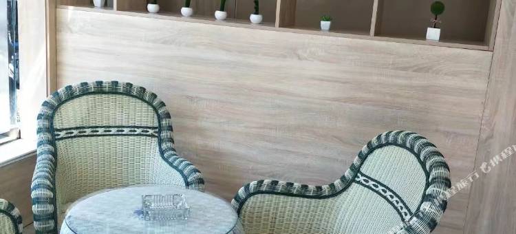 镇巴凯莱精品酒店(县政府店)图片