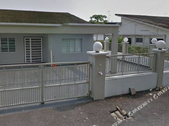 新山斯里特布民宿