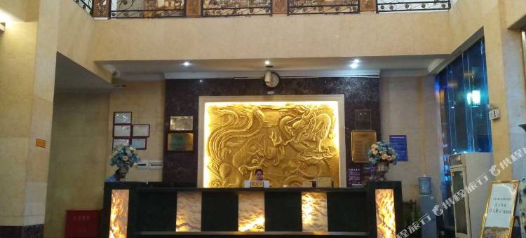 安龙鸿钰酒店图片