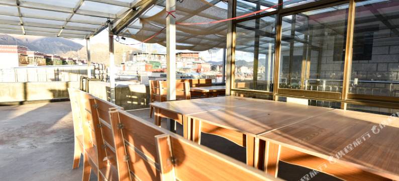 拉萨花院观景酒店图片