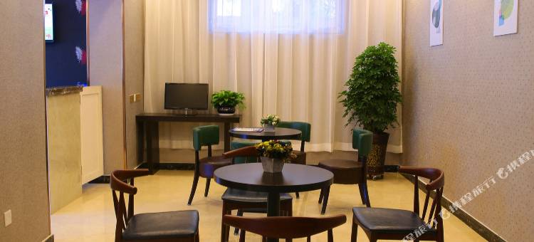 格林联盟酒店(乌鲁木齐机场店)图片