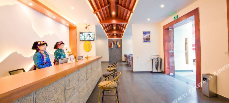 Forest Vacation 圣洁酒店(四姑娘山景区店)图片