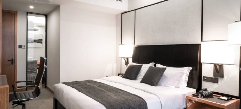 银宿酒店(南部商务区罗蒙环球乐园店)图片