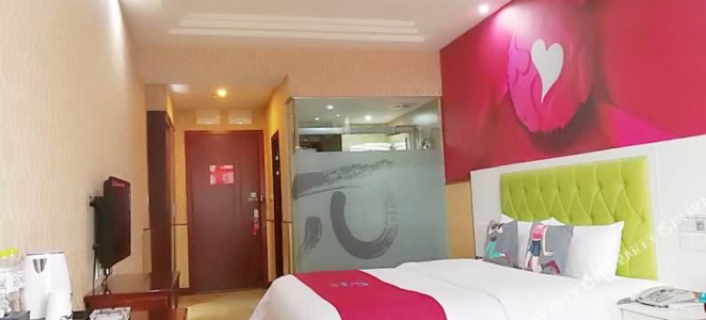 悦派酒店(重庆火车北站南广场店)图片