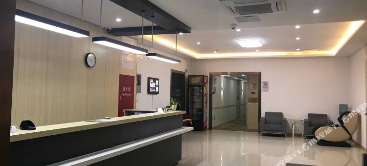 易佰良品酒店(上海金山万达广场店)图片