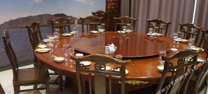 嘉峪关阳光绿岛生态酒店图片