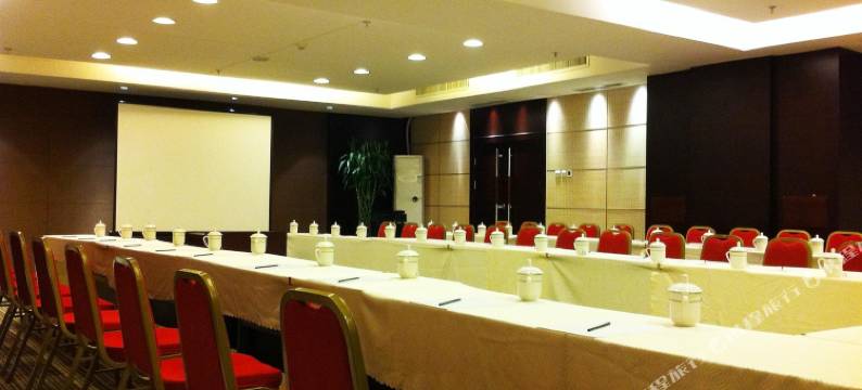 北京融金中财大酒店图片