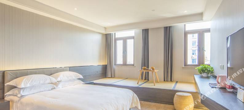 睿柏·云酒店(上海崇明城桥店)图片