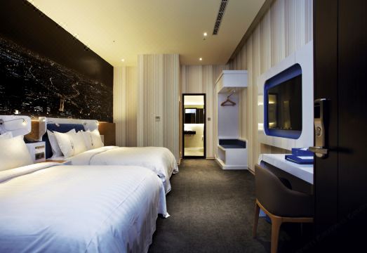 头等舱饭店（台中绿园道馆）外景图