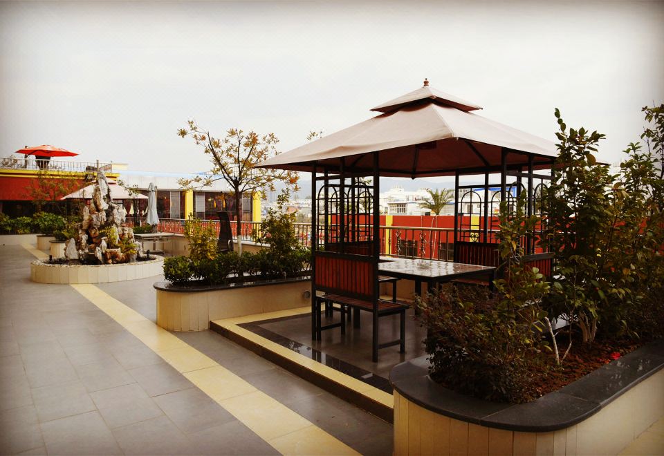 Pangye Hotel Hotel Overview