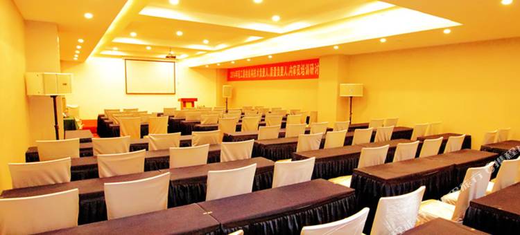 银城国际酒店(连云港苏宁广场店)图片