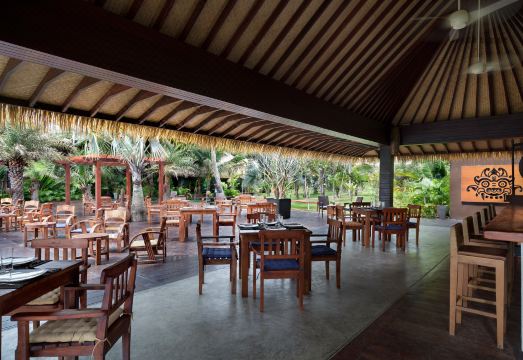 Mali Resort Sunrise Beach Koh LipeHotel Overview