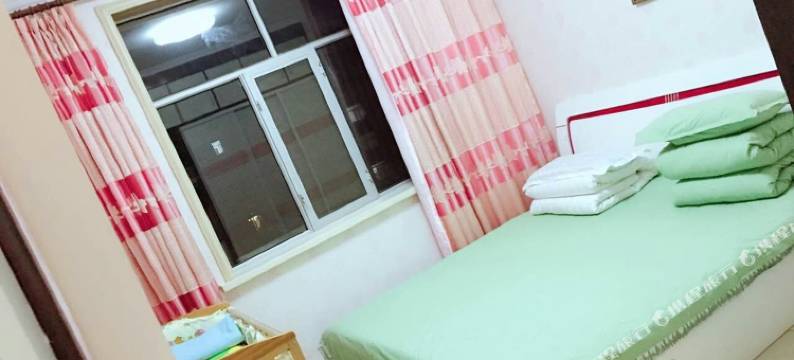 豌豆生活公寓(额济纳旗苏泊淖尔路店)图片