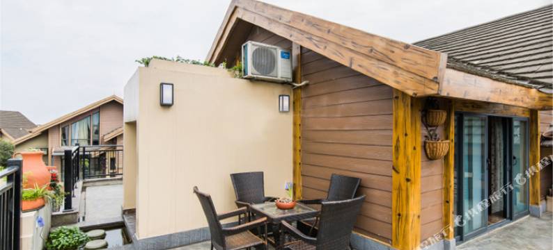 峨眉初见公寓(山湖路分店)图片